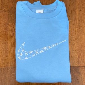 Nike Embroidered Crewneck Sweatshirt
